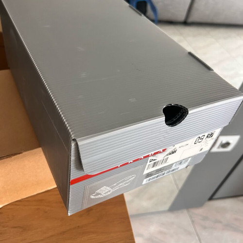 Prada shoe box used 22x33x13