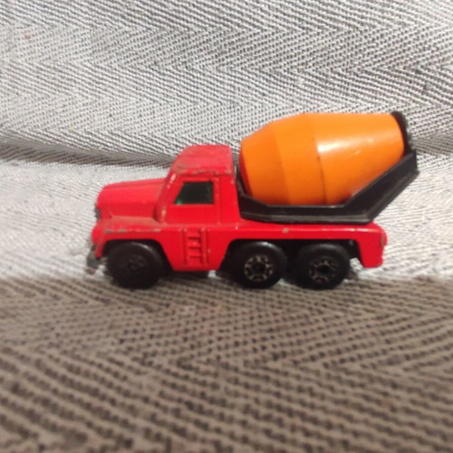 Matchbox Superfast Cement Truck toy used