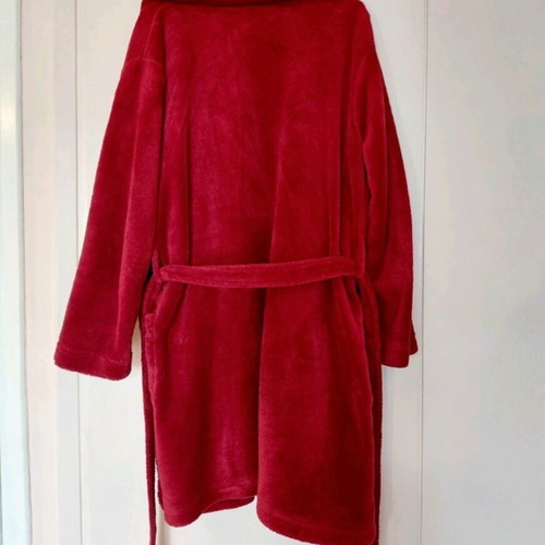 Oysho fleece robe red like new, size L