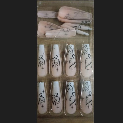 False nails new, set of 24 pieces with glue and file