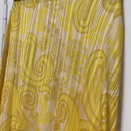 Summer set Dress2unDress new, yellow and gold crop top with skirt