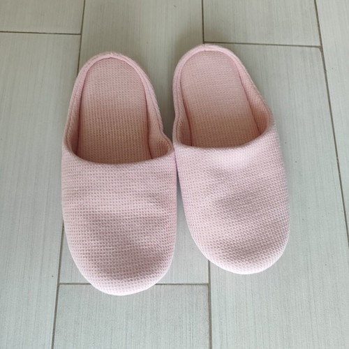 Women's canvas slippers like new, size 38/39, soft pink