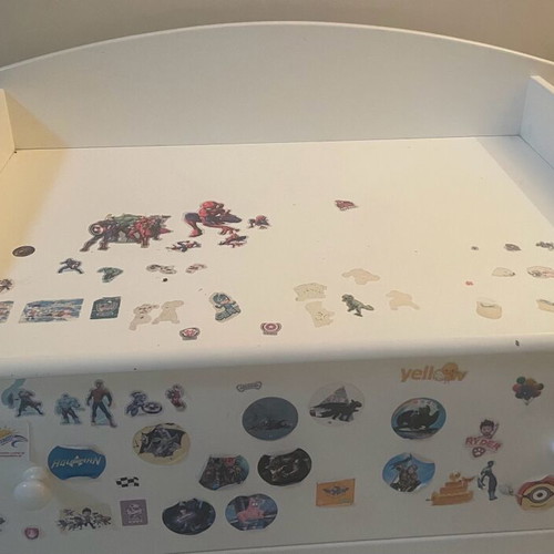 Casababy baby changing dresser like new white with 3 large drawers