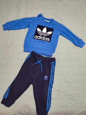 Adidas tracksuit set for boy 12-18 months, like new
