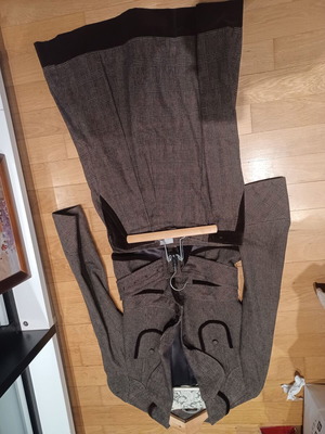 Brown suit like new