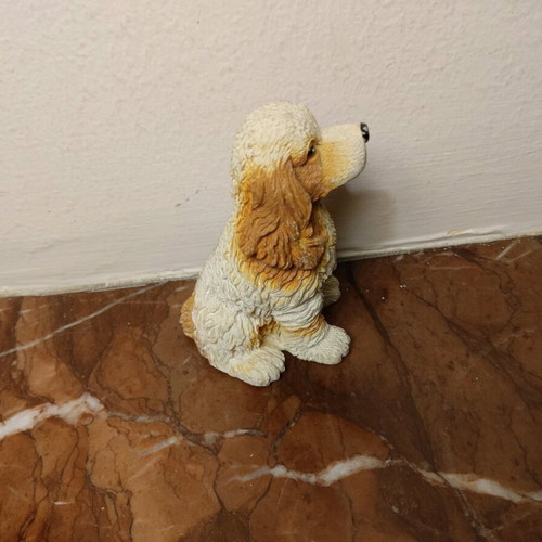 Decorative dog figurine like new, about 7 cm