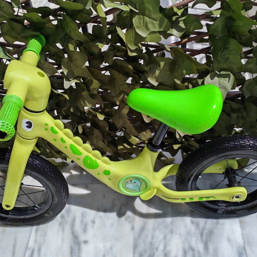 Balance bike for small children, like new, 85x45 cm