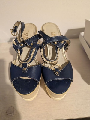 Sagiakos sandals size 35 like new, white and blue