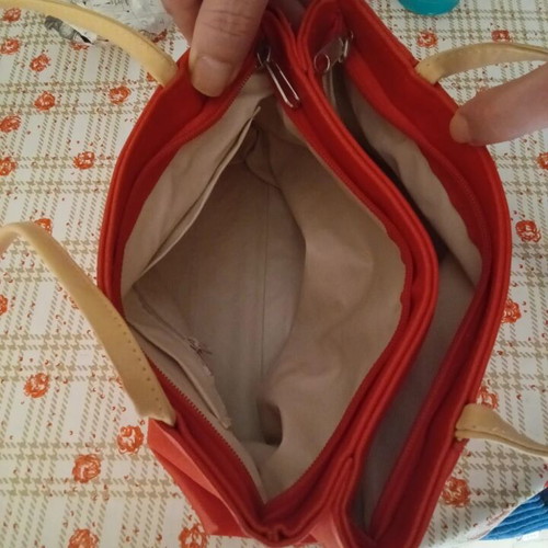 Shoulder bag leatherette like new, beige and red, 16x26cm