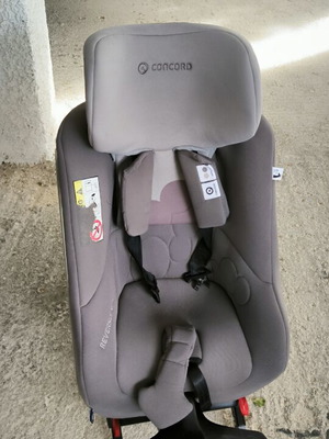 Concord Reverso Plus i-Size car seat used, for 0-4 years