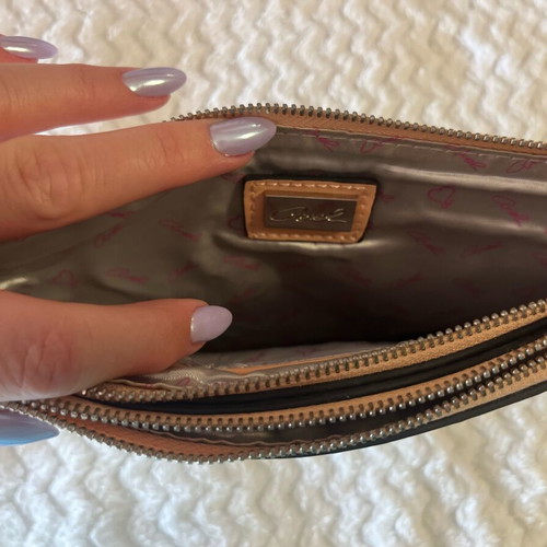 Axel polymorphic handbag like new, multicolor handheld