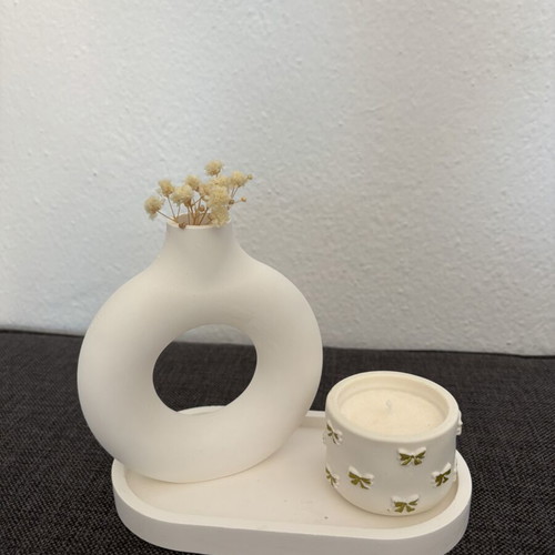 Decorative set with vase and Easter scented candle