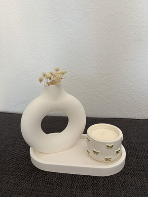 Decorative set with vase and Easter scented candle