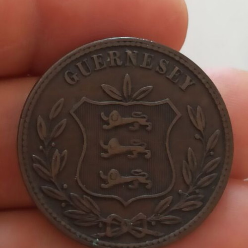 Guernesey 8 Doubles 1874 coin like new