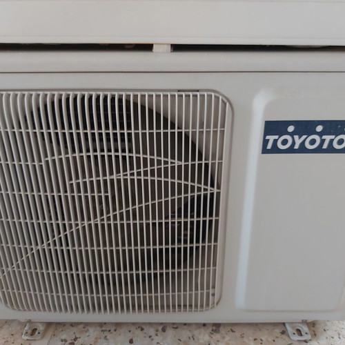 Toyotomi Air Conditioner 14,000 BTU used