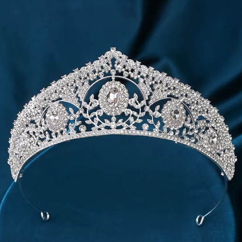 Bridal tiara with crystal rhinestones, unused