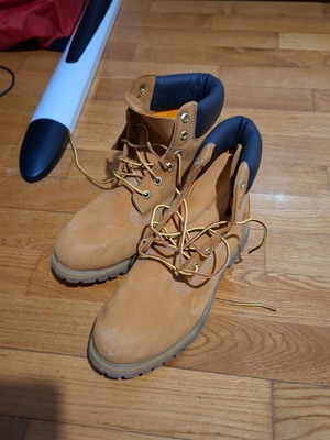 Timberland waterproof boots like new, tan, size 38.5