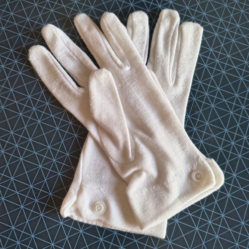 Pair of white gloves