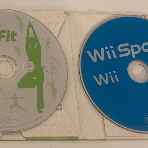 Nintendo Wii Sports + Fit in good condition Price 16 Euros