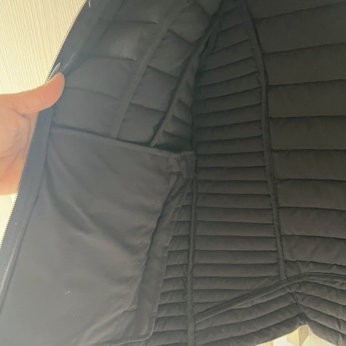 Guess jacket slim fit lightweight with insulation like new, black, size S