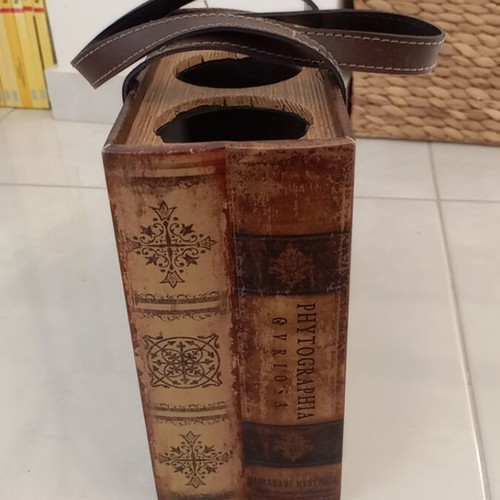 Wooden drinks holder for three bottles like new with book design