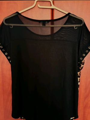 Women's leopard print blouse new with transparent details size M