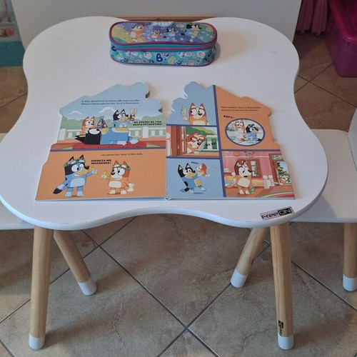 Convertible Baby Crib Set like new with mattress and accessories