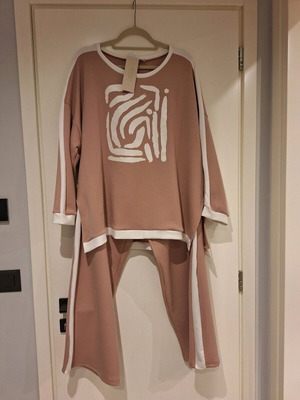 Honey plus size set size L, new, dusty pink with white details