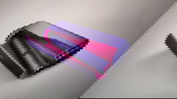Το IQOS ILUMA NEON