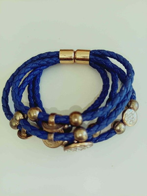 Bracelet blue with magnet, new, Apefthon