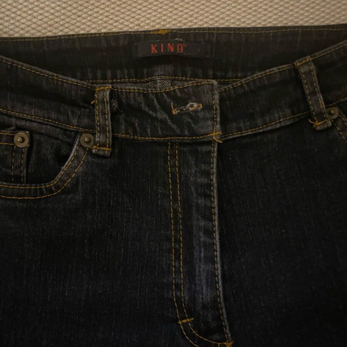 KINO dark blue jeans like new with slight flare
