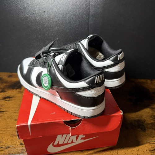 Nike Dunk Low Retro sneakers, size 45.5, black and white