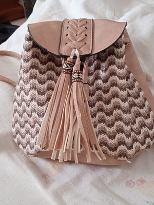 Backpack bag used, beige with inner zip pocket