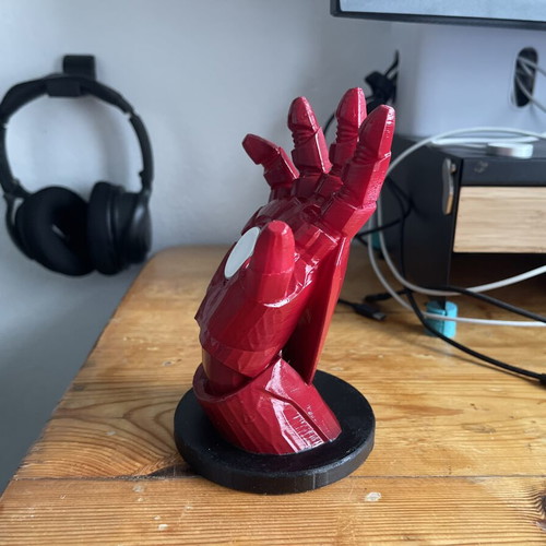 Βάση φορτιστή Iron Man για iWatch καινούργια