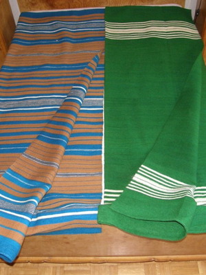 4 Pilio Batani wool blankets and 1 kilim, handwoven