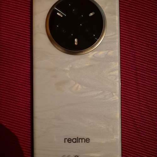 Realme 14 Pro+ 512GB 12GB Dual SIM smartphone like new, pearl white