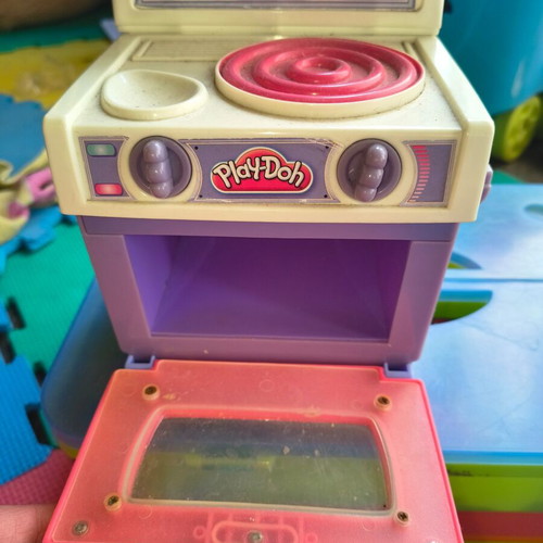 Play Doh plastic case with tools and molds used