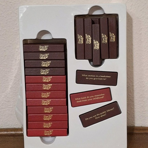 Jenga Book Lovers Edition like new, special 2011 edition by USAopoly