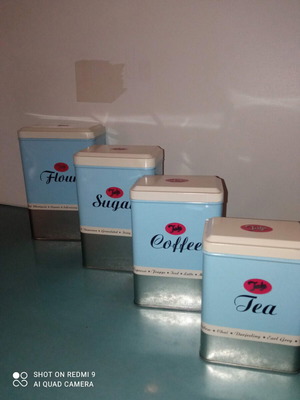 Tala Originals Retro Set of 4 Storage Tins like new
