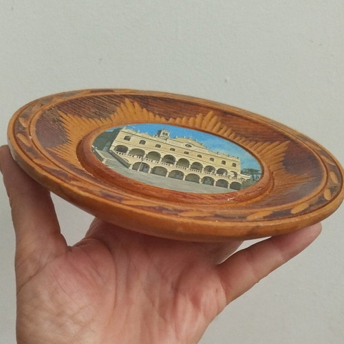 Handmade wooden wall plate with Panagia Faneromeni Monastery photo like new