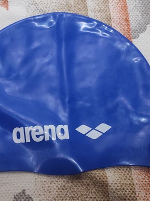 Arena swim cap used, very good condition