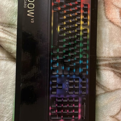 Razer Blackwidow V3 RGB μηχανικό πληκτρολόγιο με πράσινους διακόπτες, σαν καινούργιο