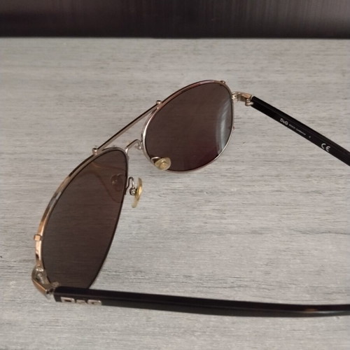 Dolce & Gabbana Aviator sunglasses like new, metal frame, brown