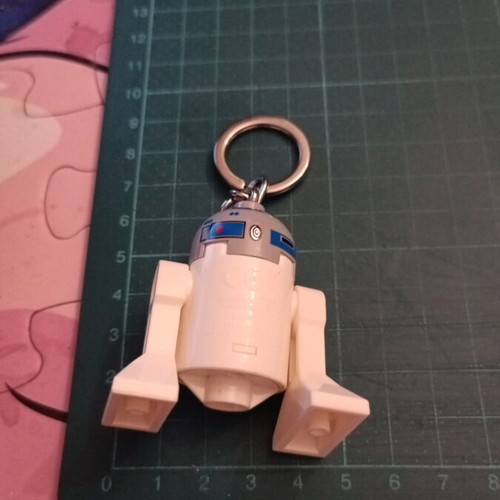 Lego Star Wars R2-D2 Key Light like new