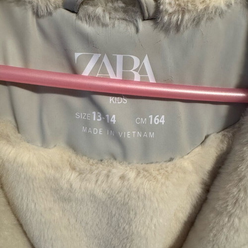 Zara half coat for girl 13-14 years like new with fur lining beige