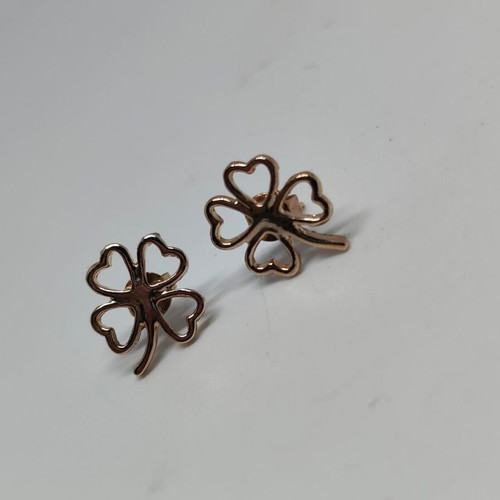 Four-Leaf Clover Earrings in Pink Gold Color like new