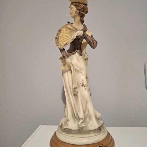 Diogenis porcelain statue like new
