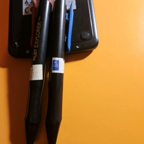 Pilot Explorer Retro Fine pens like new, set of 2
