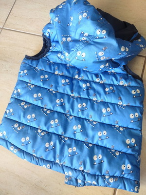 Sleeveless jacket 18 months like new