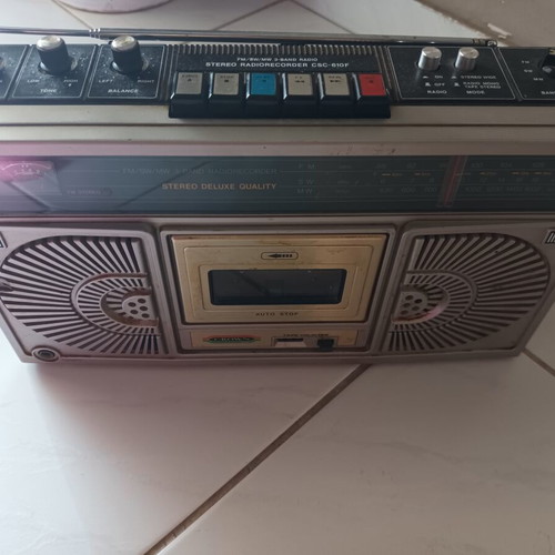 Radio cassette player